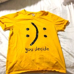 Small yellow tee shirt